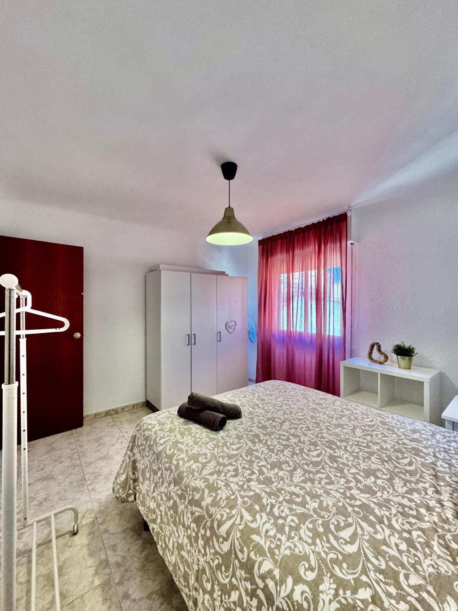Acogedor Apartamento En Malaga Bagian luar foto